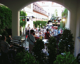 download, 19.07.2003, Konzert beim 25. Schwabacher Brgerfest, 327kB